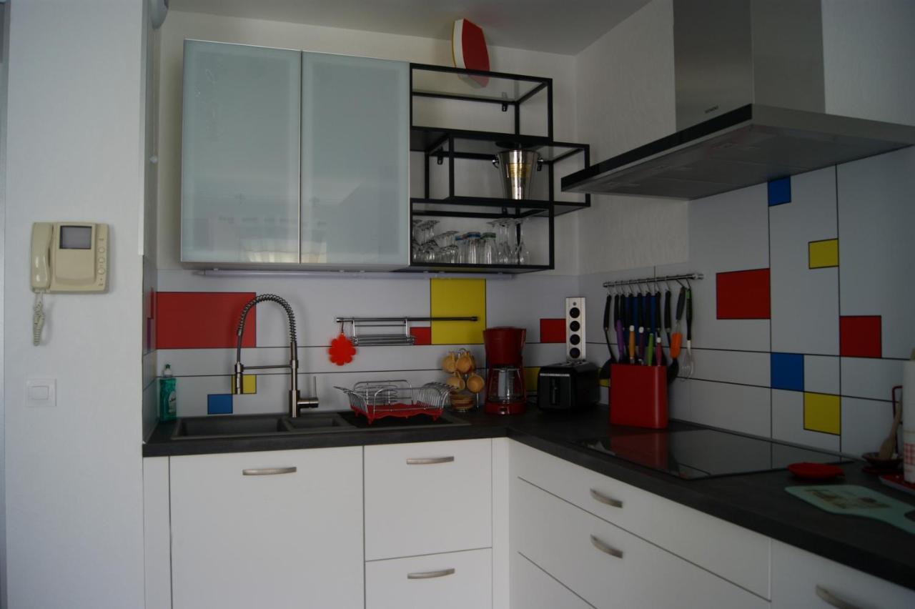 Victoria-T2-41M2-Balcon, Wifi, Linge, Produits, Menage Inclus Apartment Reims Luaran gambar